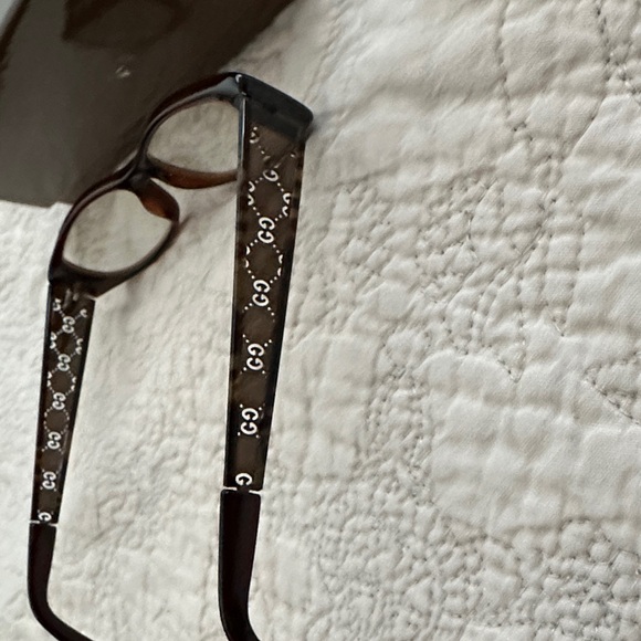 Gucci Eye Glasses 🤓 - Picture 6 of 12